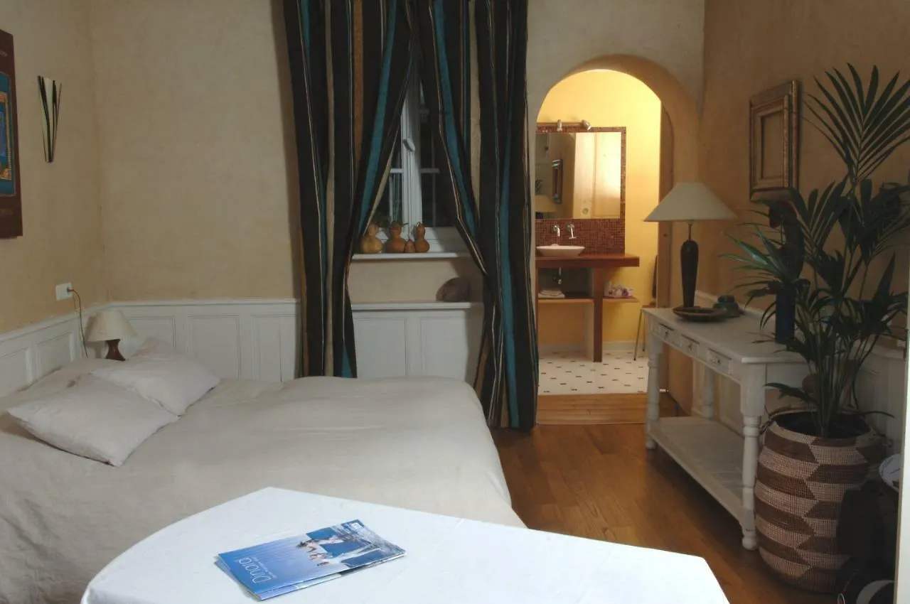 Chambres d'hôtes Le Clos d'Enhaut Dinard Couette-café